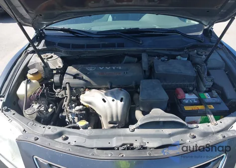 2007 Toyota Camry Xle z USA, uszkodzony, nr VIN 4T1BE46K87U015080